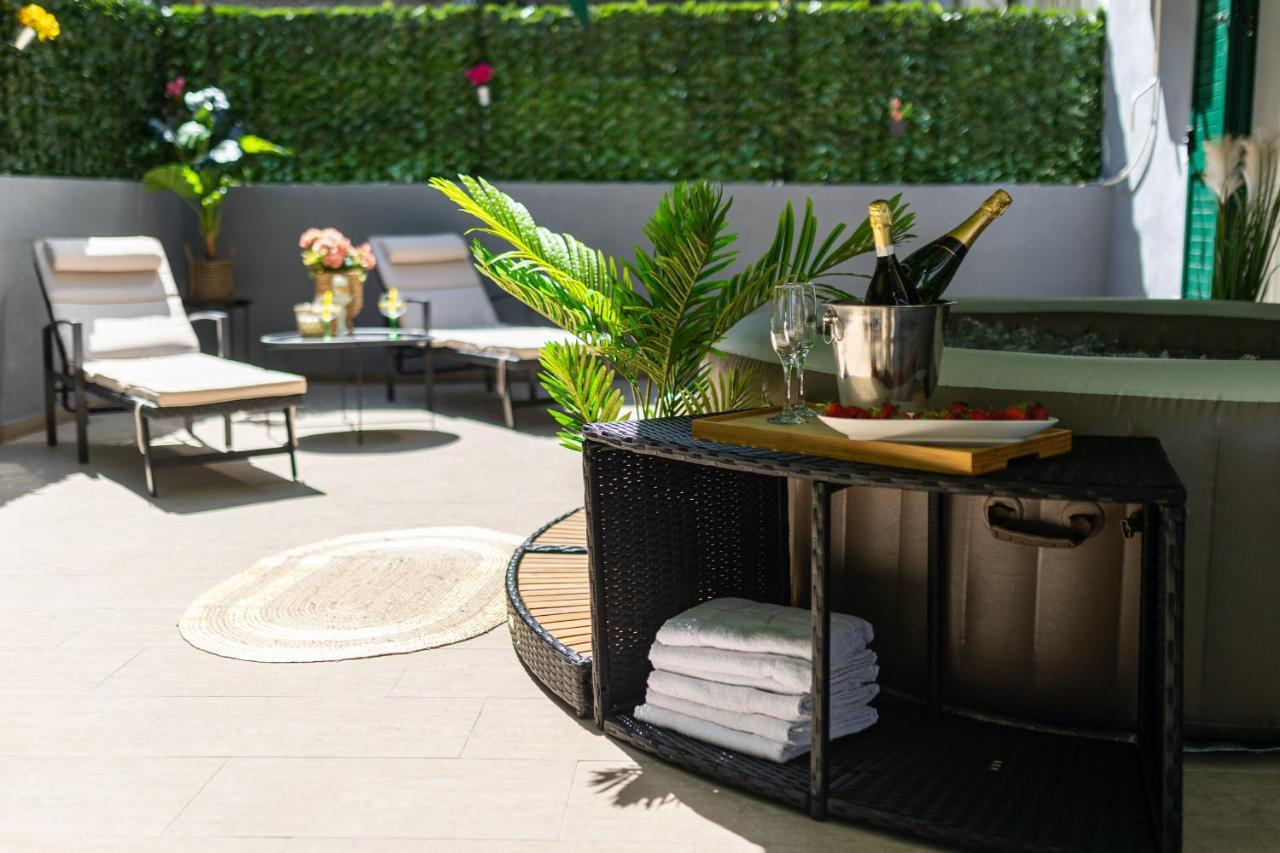 Oasis Luxury Apartment With Terrarce And Jacuzzi Split Eksteriør billede
