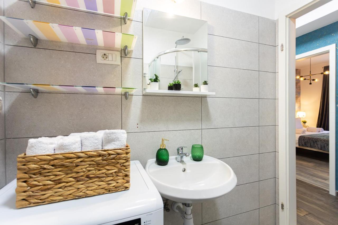 Oasis Luxury Apartment With Terrarce And Jacuzzi Split Eksteriør billede
