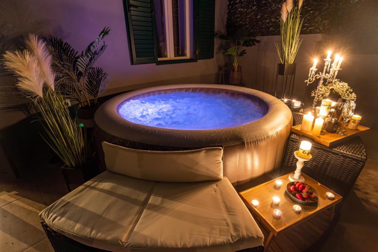 Oasis Luxury Apartment With Terrarce And Jacuzzi Split Eksteriør billede